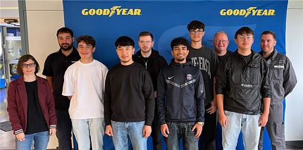 Foto Goodyear: Sechs neue Azubis starten bei Goodyear durch, Hadi Abutaki, Max Scherrer, Faruk Kula, Michael Dell, Mostafa Ahmadi sowie Marco Port.